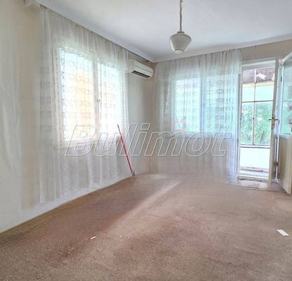 Photo 2 — Three-room apartment with two terraces in Chaika, Varna