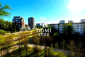 Четиристаен апартамент с три тераси в Чайка, Варна