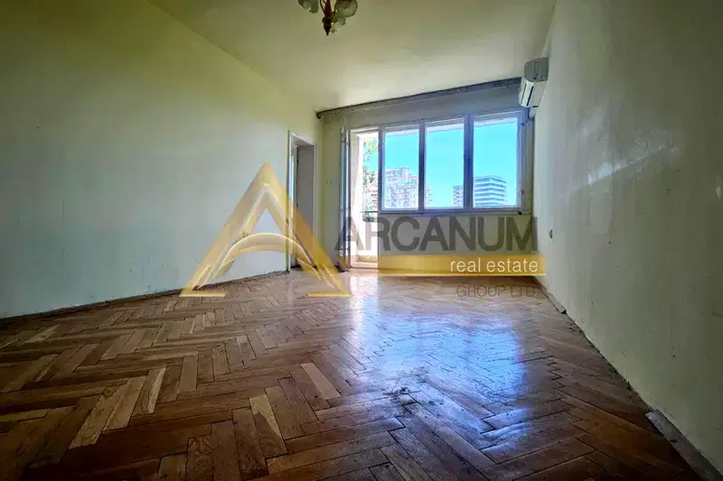 Четиристаен апартамент с три тераси в Чайка, Варна