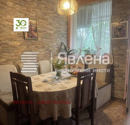 Снимка 3 — Четиристаен апартамент с две тераси в Чайка, Варна