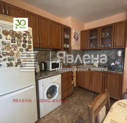 Снимка 4 — Четиристаен апартамент с две тераси в Чайка, Варна