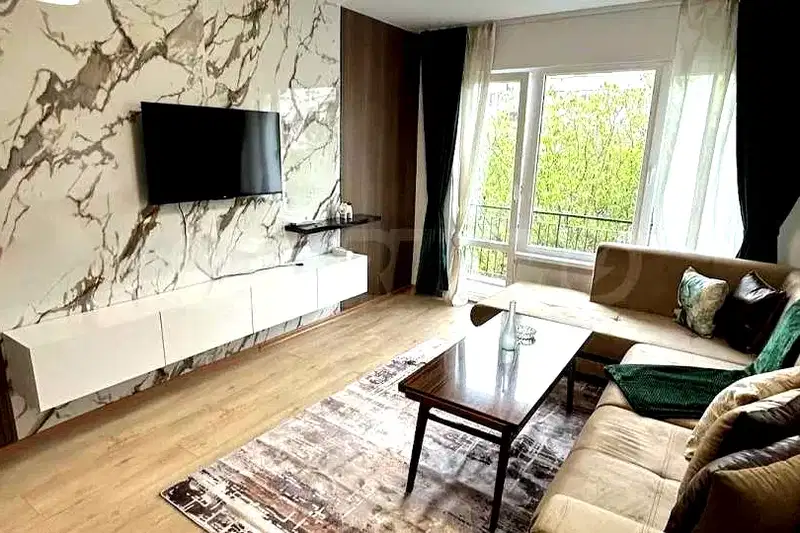 Three-room apartment with terrace in Chaika, Varna