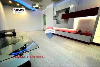 Двустаен апартамент с тераса в Цветен квартал, Варна