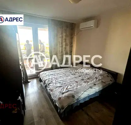 Снимка 4 — Двустаен апартамент с морска панорама в Галата, Варна