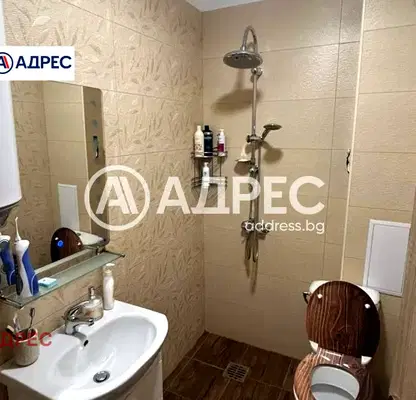 Снимка 5 — Двустаен апартамент с морска панорама в Галата, Варна