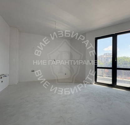 Снимка 4 — Двустаен апартамент с две тераси в Гранд Мол, Варна