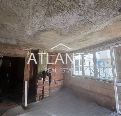 Photo 3 — Four-room apartment with two terraces in Grand Mall, Varna