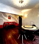 Тристаен апартамент с остъклена тераса в Гръцка махала, Варна