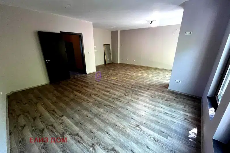 4-bedroom apartment in Varna, Grycka Mahala