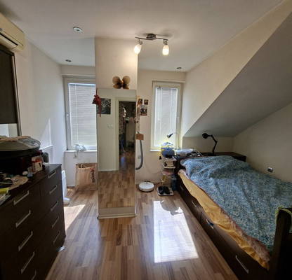 Снимка 4 — Двустаен апартамент 53 кв.м в ХЕИ, Варна, последен етаж