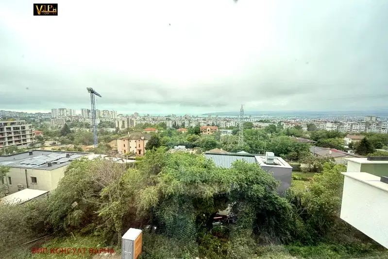 3-bedroom apartment in Varna, Izgrev