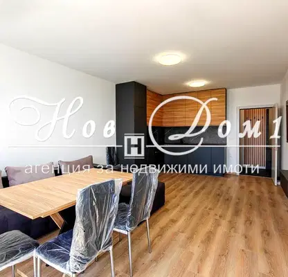 Снимка 2 — Тристаен апартамент с панорамна тераса в Изгрев, Варна