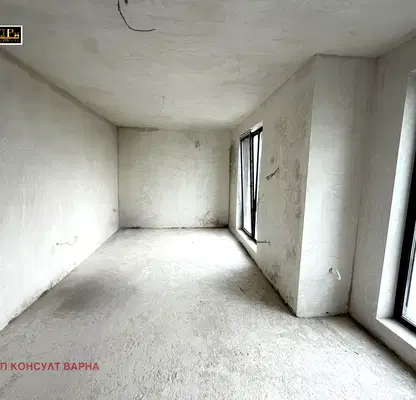 Photo 4 — Spacious 3-room apartment with sea view in Izgrev, Varna