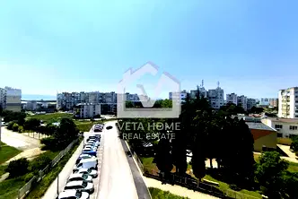 Тристаен апартамент с панорамна тераса в Кайсиева градина, Варна