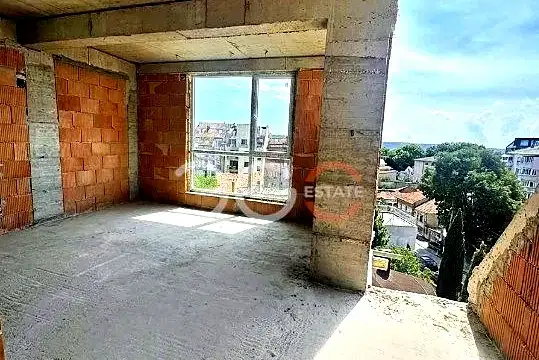 3-bedroom apartment in Varna, Kolhozen Pazar