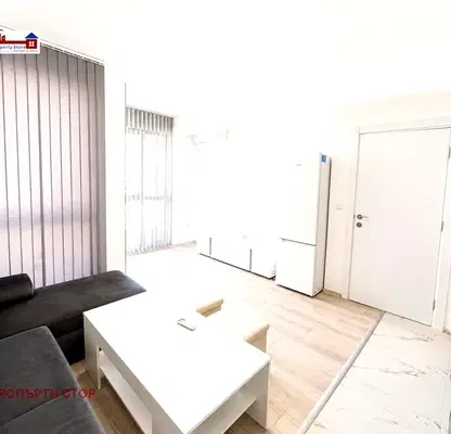 Снимка 2 — Двустаен апартамент на 3-ти етаж в Колхозен пазар, Варна
