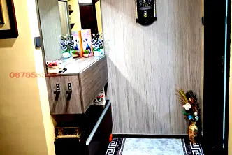 Тристаен апартамент с голям балкон в Конфуто, Варна