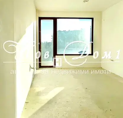 Снимка 2 — Двустаен апартамент с тераса в Левски 1, Варна
