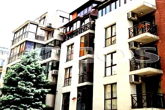 Двустаен апартамент с тераса в Левски 2, Варна