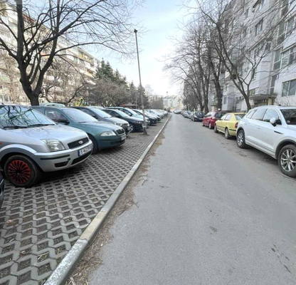 Снимка 2 — 3-стаен апартамент в Левски 2 с южно изложение във Варна