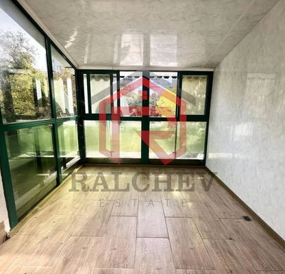 Снимка 5 — Двустаен апартамент с голяма тераса в Левски 2, Варна
