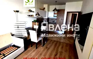Просторен 3-стаен апартамент с морска гледка в м-т Ален мак, Варна