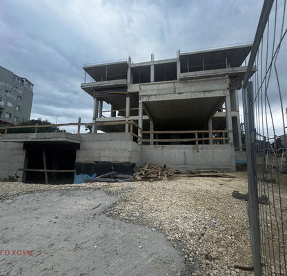 Снимка 4 — Тристаен апартамент с панорамна гледка в м-т Ален мак, Варна