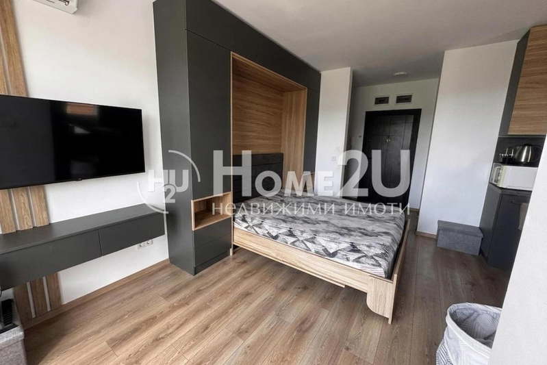One-room apartment with large terrace in m-t Pchelina, Varna