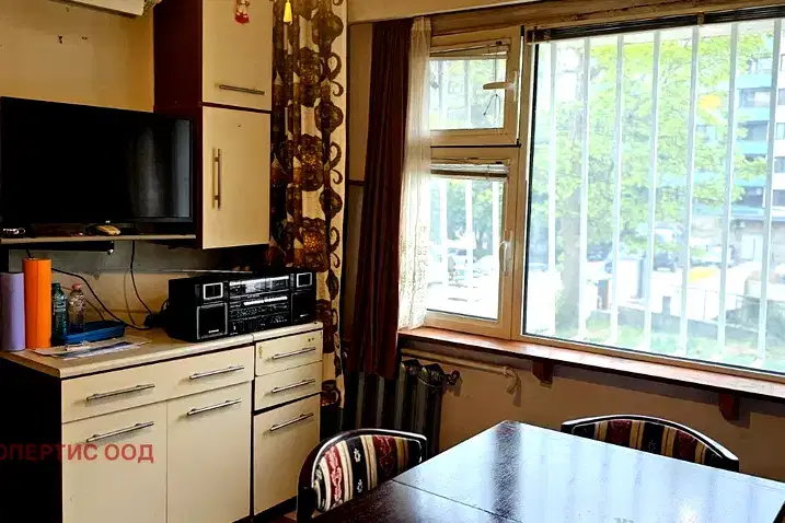 3-bedroom apartment in Varna, Mladost 2