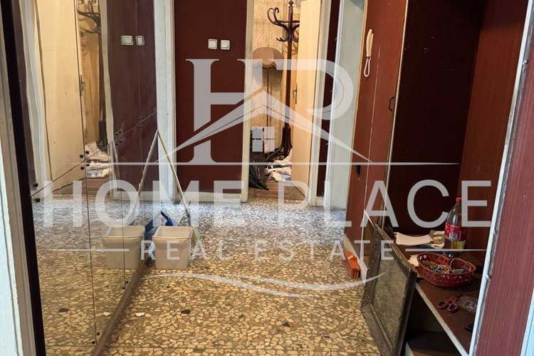 Четиристаен апартамент до Окръжна болница във Варна
