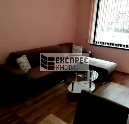 Снимка 2 — Двустаен апартамент с две тераси в район Окръжна болница, Варна