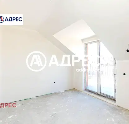 Снимка 3 — Тристаен апартамент с две тераси в центъра на Варна, Операта