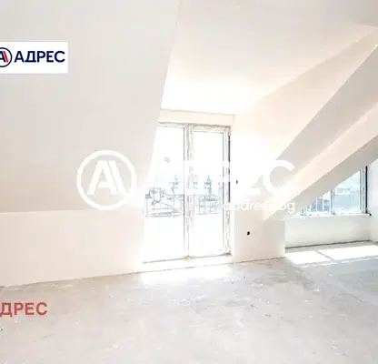 Снимка 5 — Тристаен апартамент с две тераси в центъра на Варна, Операта