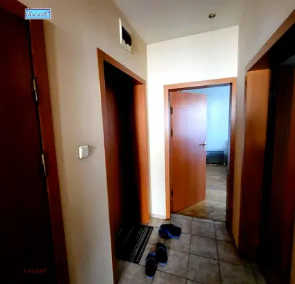Photo 4 — 3-bedroom apartment in Varna, Pobeda
