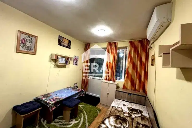 Едностаен апартамент на партер в Погреби, Варна с тераса