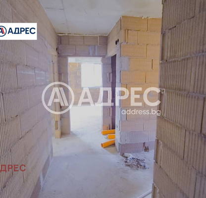 Снимка 3 — Двустаен апартамент с тераса в Погреби, Варна, ново строителство