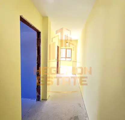 Photo 2 — 3-bedroom apartment in Varna, Pogrebi