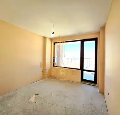 Photo 3 — 3-bedroom apartment in Varna, Pogrebi