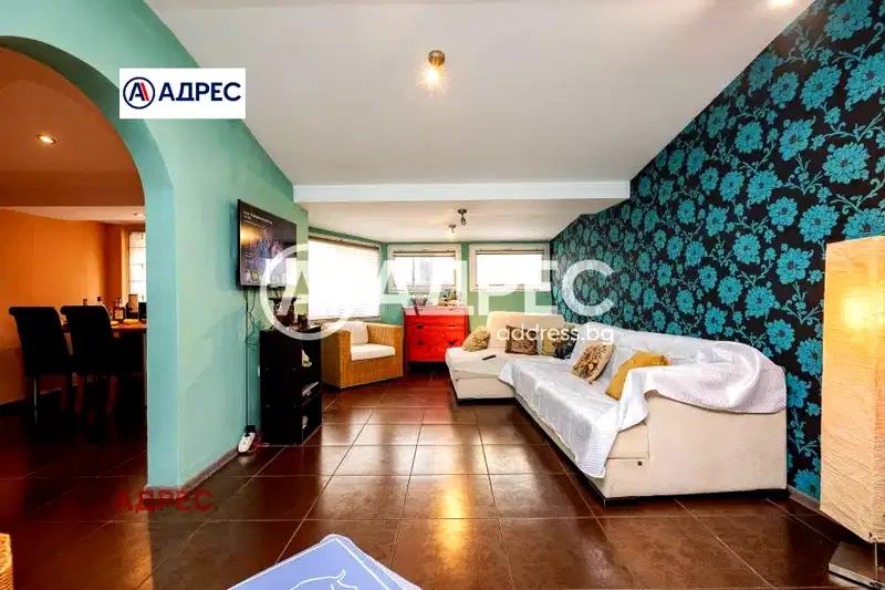 3-bedroom apartment in Varna, Pogrebi