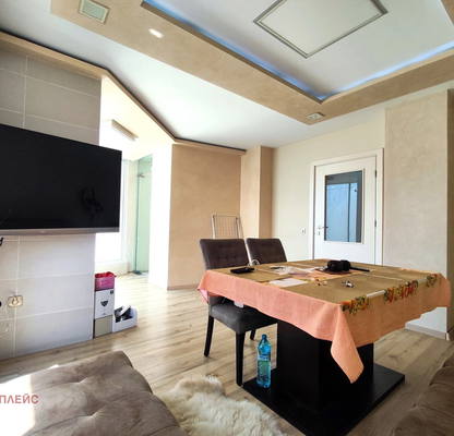 Photo 2 — 3-bedroom apartment in Varna, Pogrebi