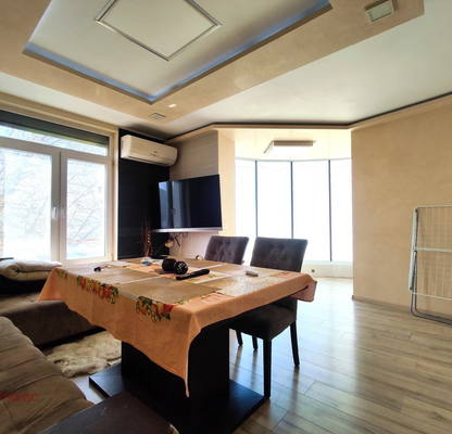 Photo 3 — 3-bedroom apartment in Varna, Pogrebi
