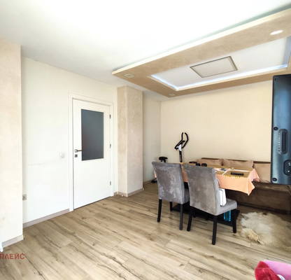 Photo 4 — 3-bedroom apartment in Varna, Pogrebi