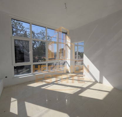 Photo 4 — 3-bedroom apartment in Varna, Pogrebi
