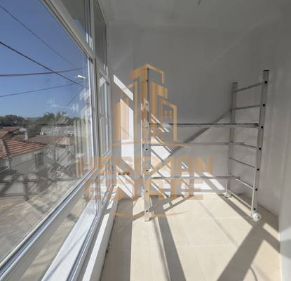 Photo 5 — 3-bedroom apartment in Varna, Pogrebi