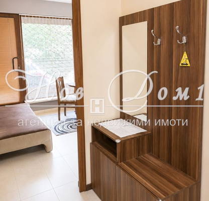 Photo 2 — 3-bedroom apartment in Varna, Pogrebi