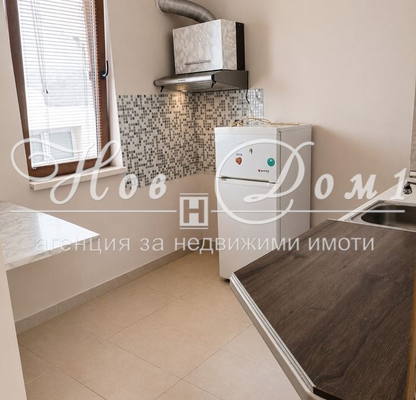 Photo 4 — 3-bedroom apartment in Varna, Pogrebi