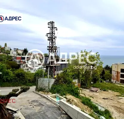 Снимка 2 — 4-стаен апартамент с морска панорама в Свети Никола, Варна