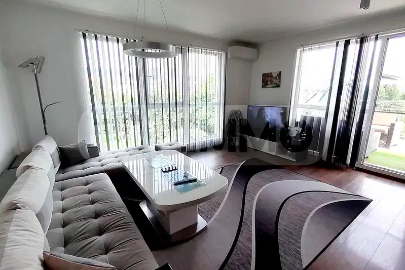 3-bedroom apartment in Varna, Troshevo