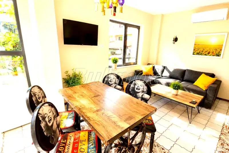 2-room apartment with terrace in Varna, VINS-Cherven Ploshtad