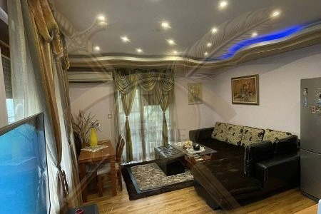 Четиристаен апартамент с тераса във ВИНС, Варна